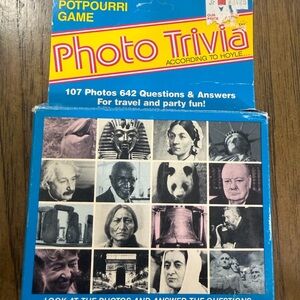 Photo Trivia Game - Blue